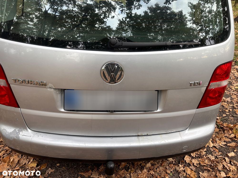 Volkswagen Touran 2004 photo 4