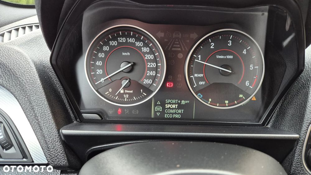 BMW Seria 1 125d Sport Line - 27