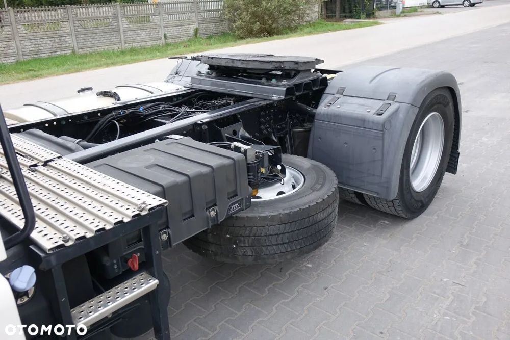MAN TGX 18.500 4X2 BLS / XLX / STANDARD / EURO 6 / AUTOMAT / RETARDER / LODÓWKA / KLIMATYZACJA POSTOJOWA - 13