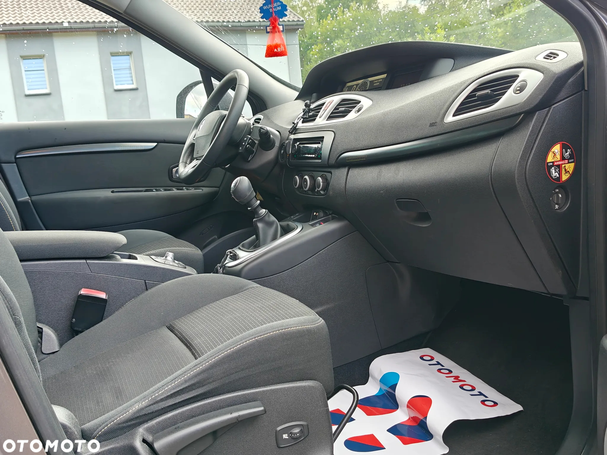 Renault Scenic 1.4 16V TCE Expression - 19