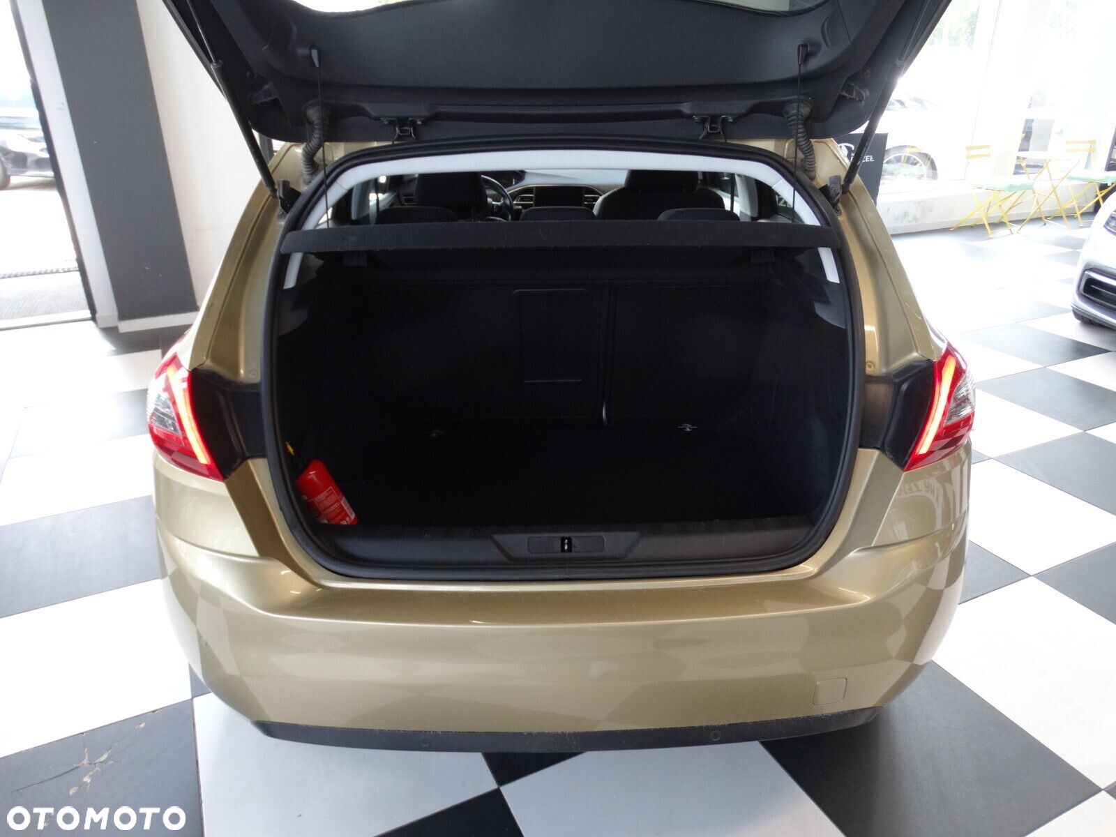 Peugeot 308 - 9