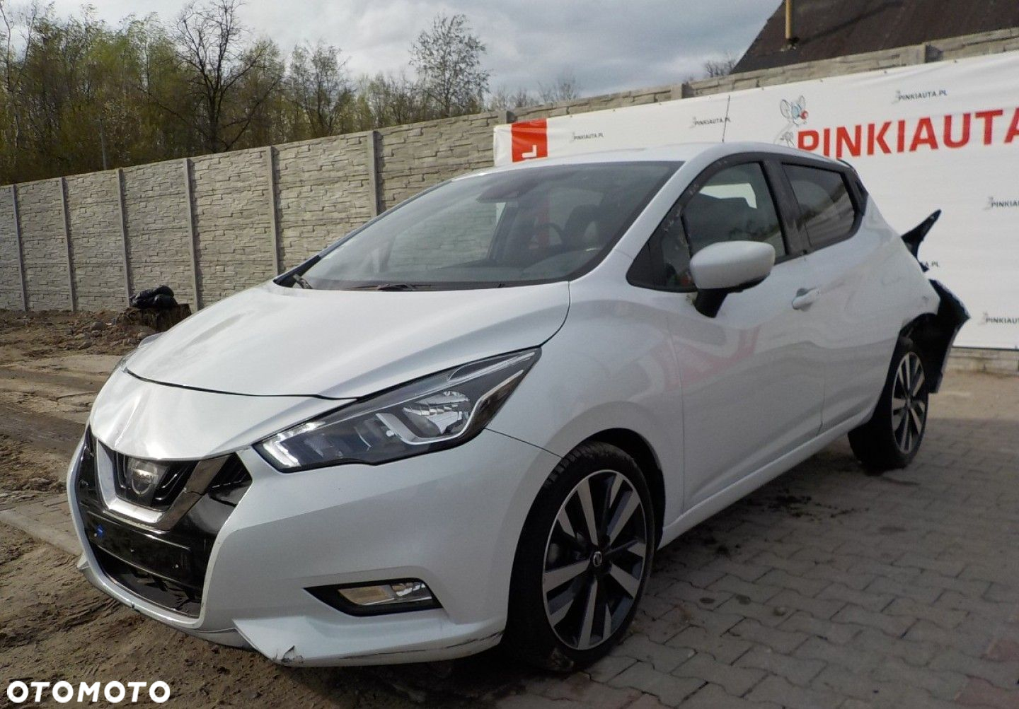 Nissan Micra - 10