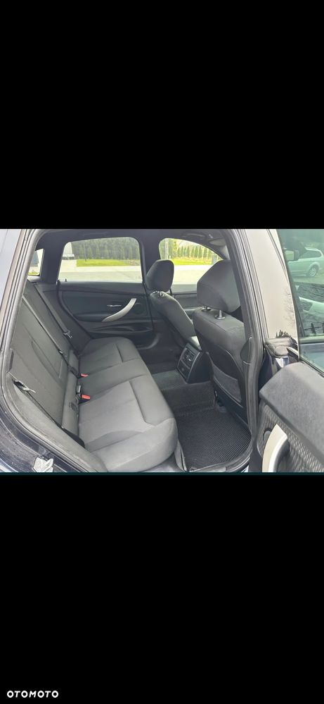 BMW Seria 3 330i GPF Luxury Line - 16