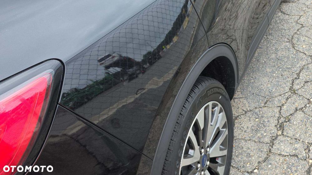 Ford Escape 2.0 EcoBoost AWD Titanium - 14