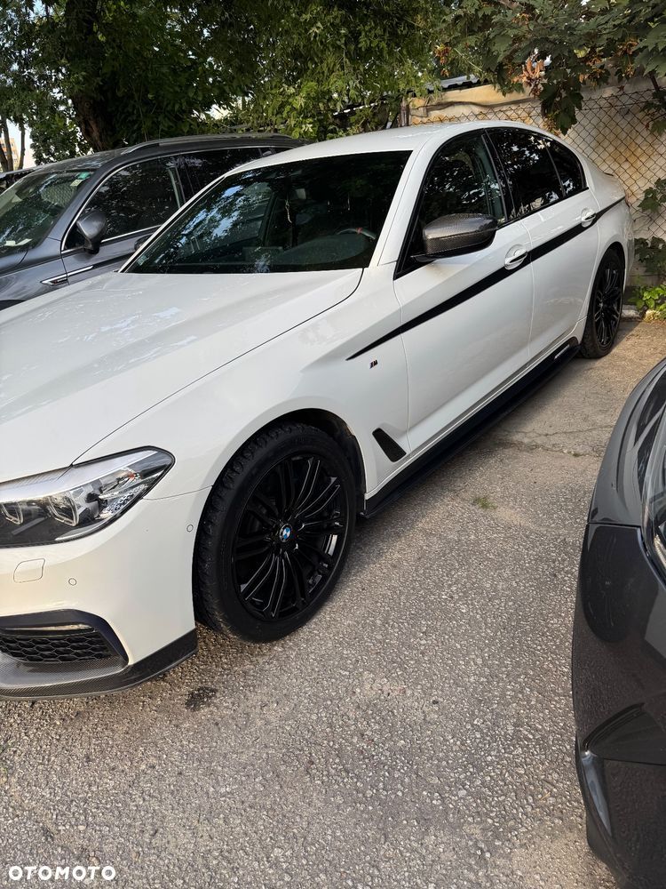 BMW Seria 5 530i xDrive M Sport sport - 11