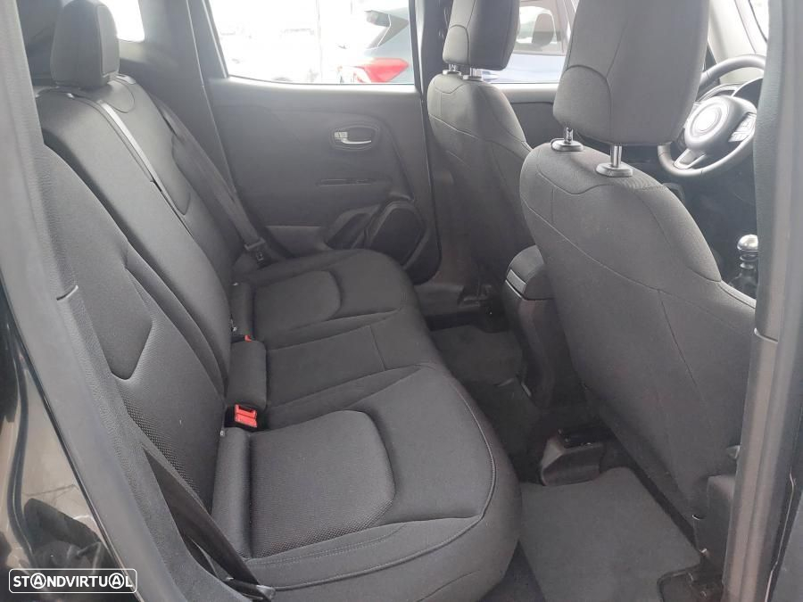 Jeep Renegade 1.0 T Sport - 36