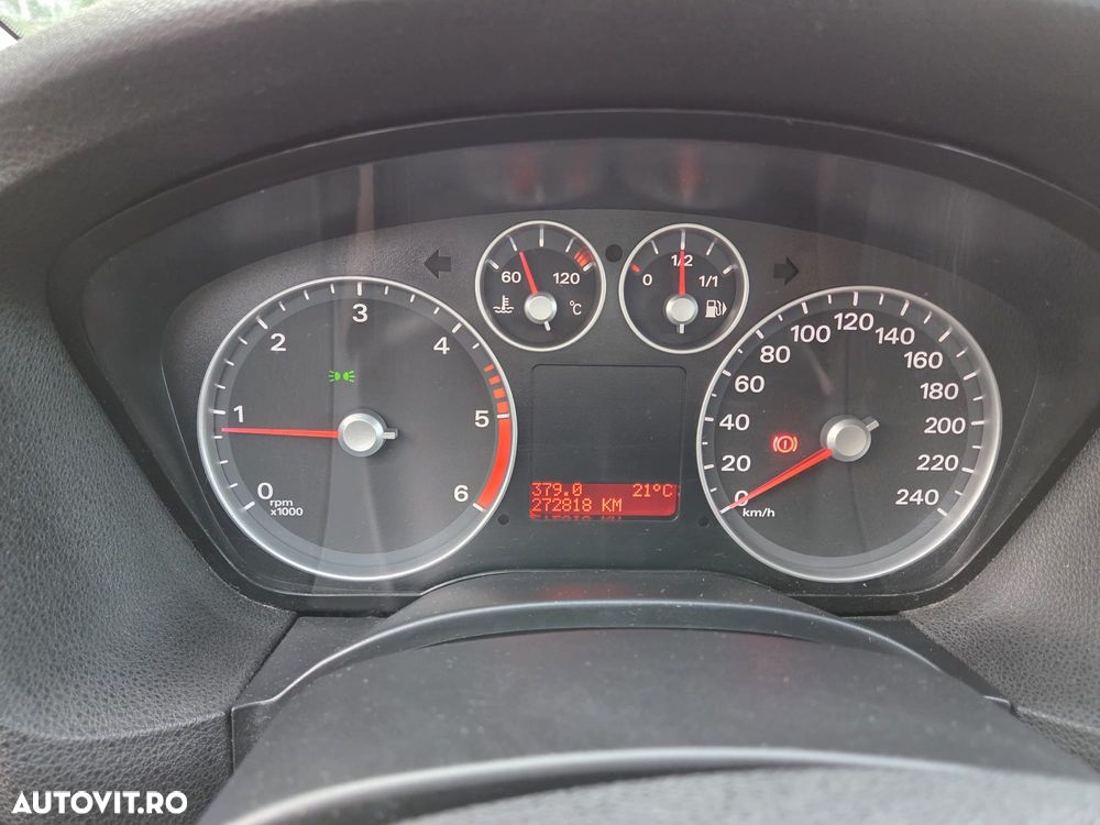 Ford Focus 2.0 TDCI 136 Titanium - 4