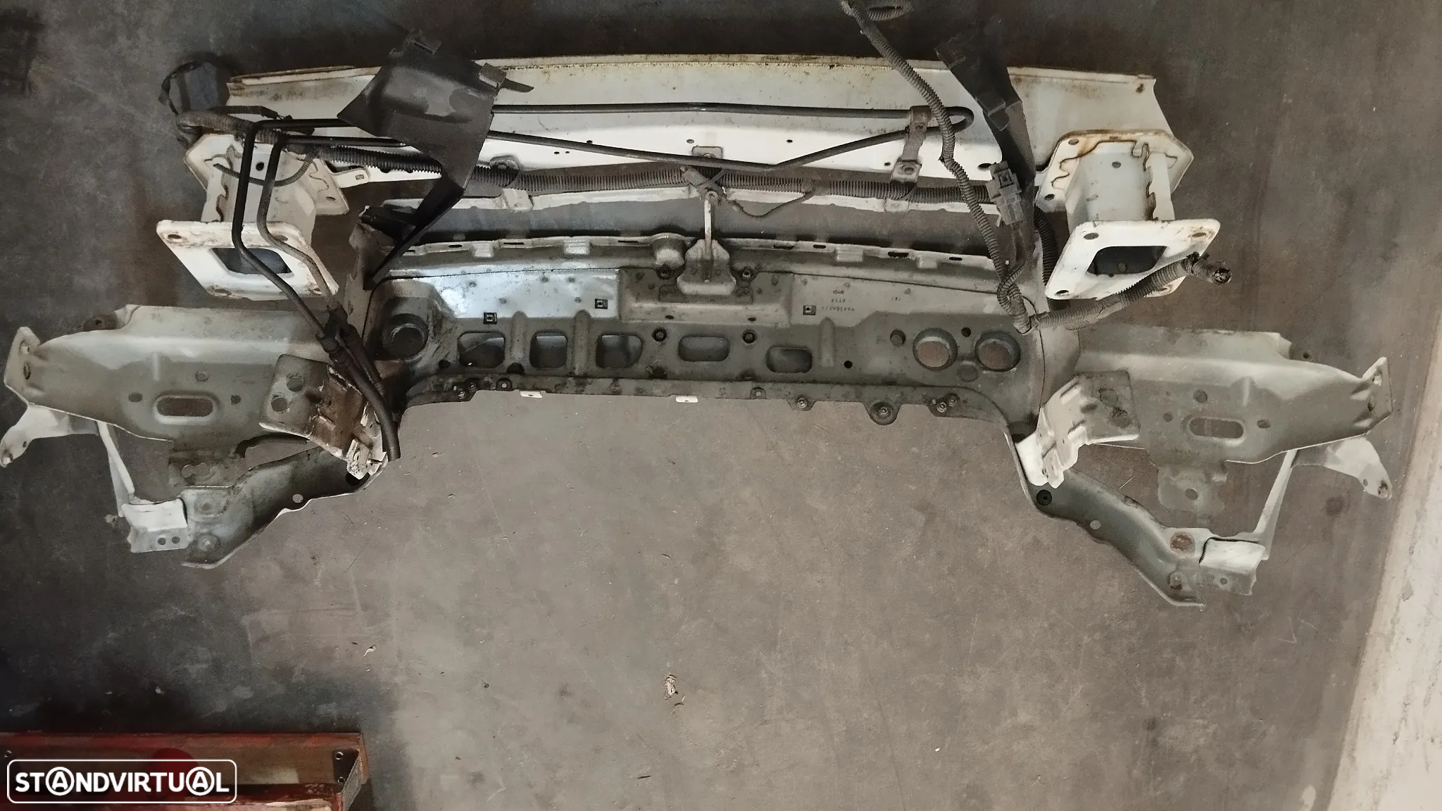 FRENTE EM CHAPA COM REFORÇO FORD TRANSIT CONNECT 2002-2013 - 2