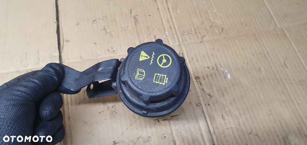 Zbiorniczek płynu wspomagania Ford Transit Custom MK8 BK21-3R700-AB - 4
