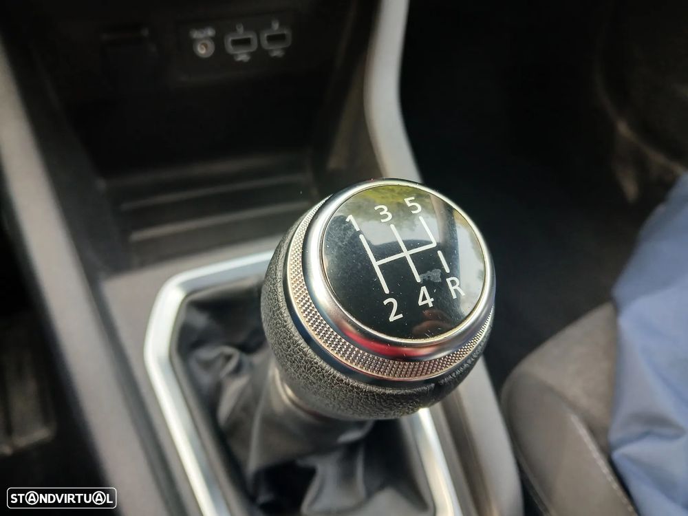 Renault Clio 1.0 TCe Exclusive - 17