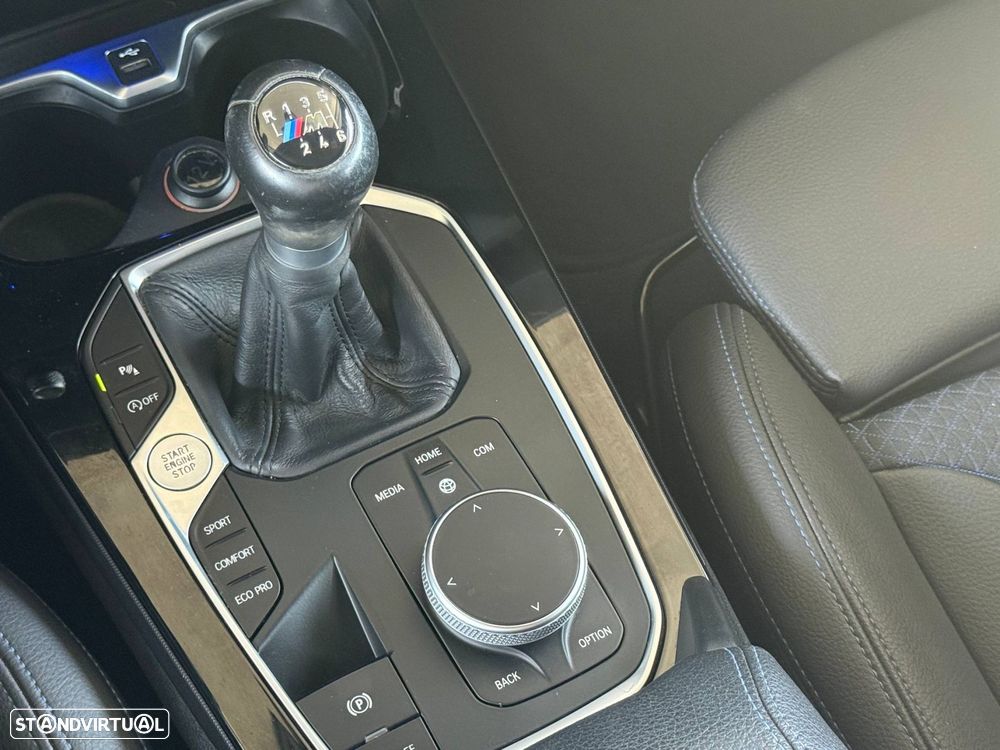 BMW 116 d Pack Desportivo M - 52