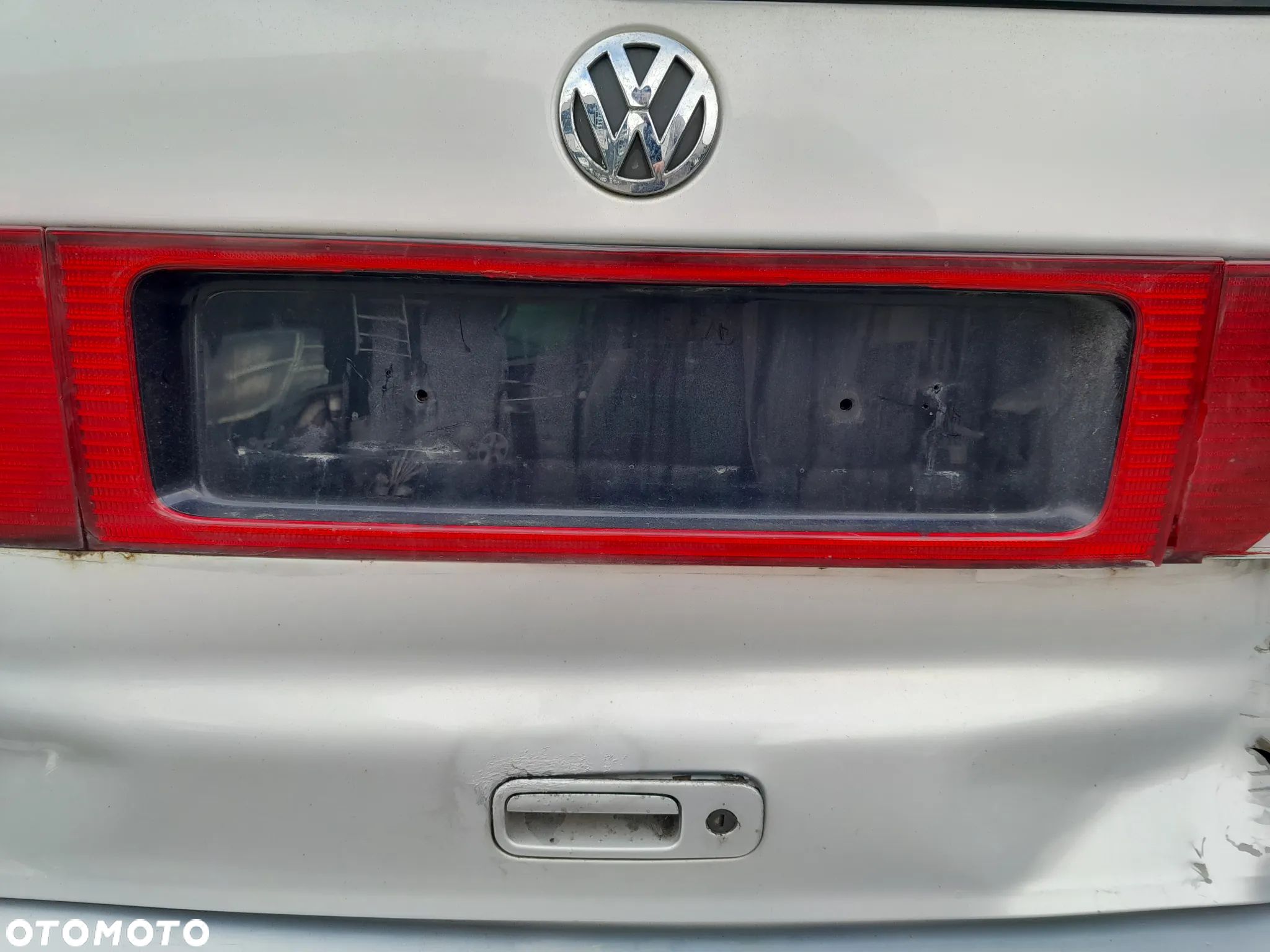 VW SHARAN BLENDA KLAPY BAGAŻNIKA - 1