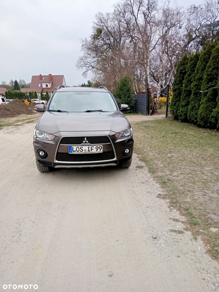 Mitsubishi Outlander 2.2 DI-D ClearTec 2WD XTRA - 2