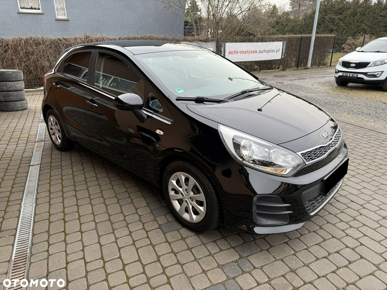 Kia Rio - 3