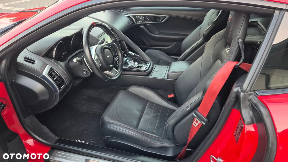 Jaguar F-Type 2.0 Turbo R-Dynamic Black - 12