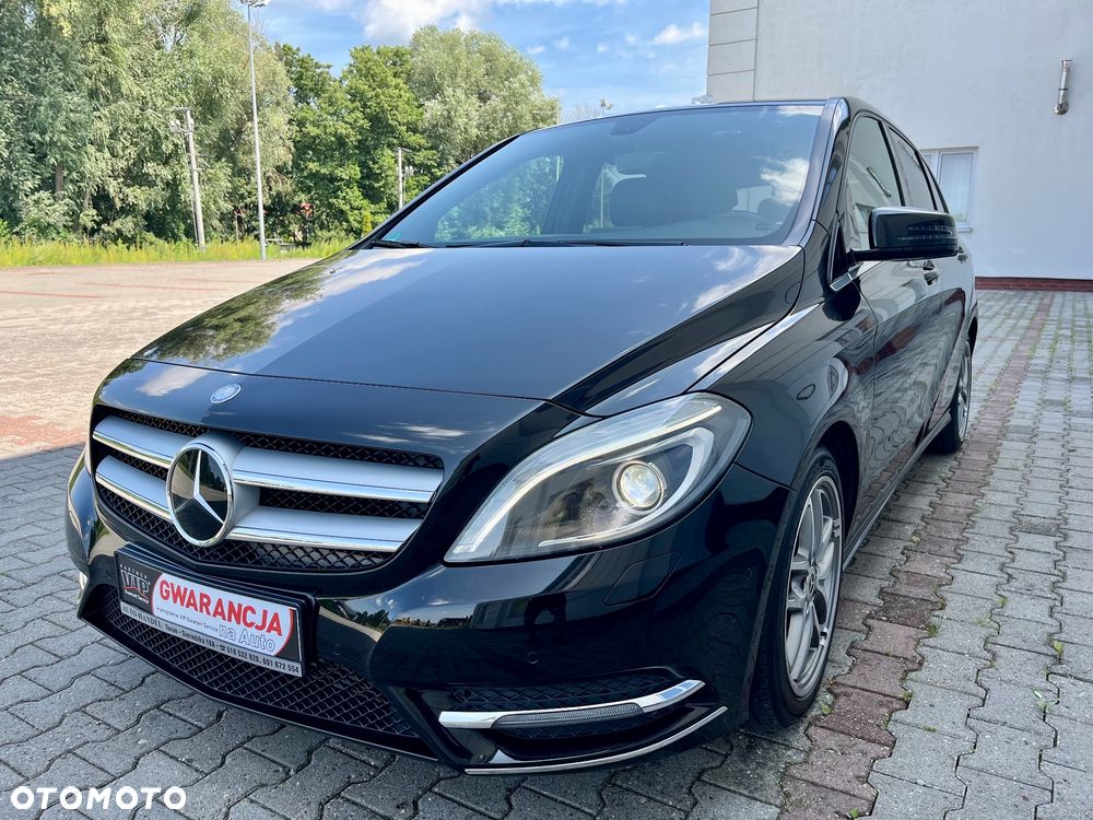 Mercedes-Benz Klasa B 180 Edition - 3