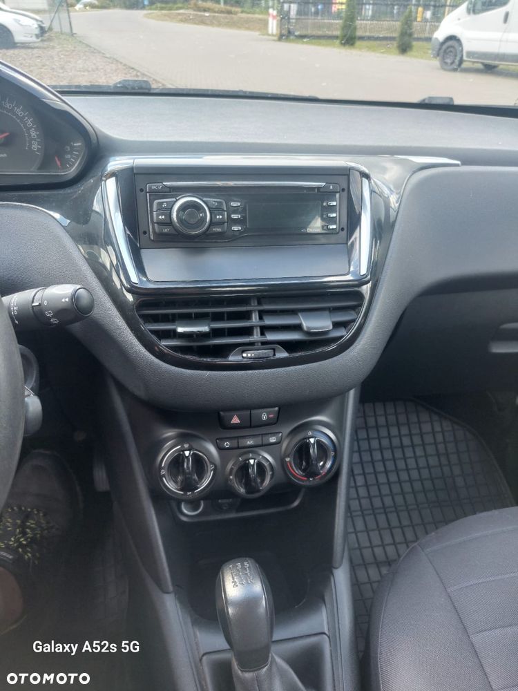 Peugeot 208 1.4 HDi Access - 6