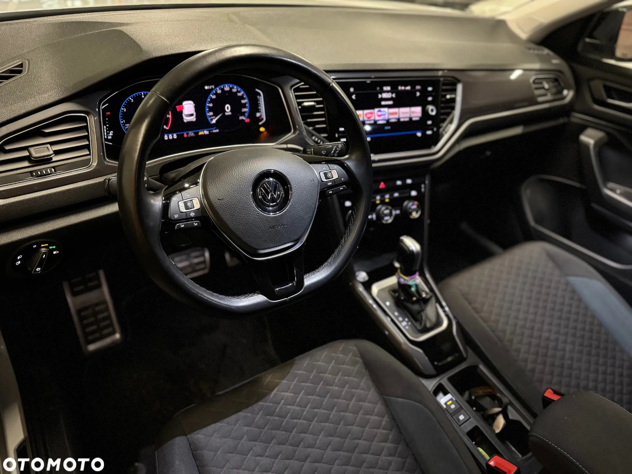 Volkswagen T-Roc 1.5 TSI GPF ACT IQ Drive DSG - 11