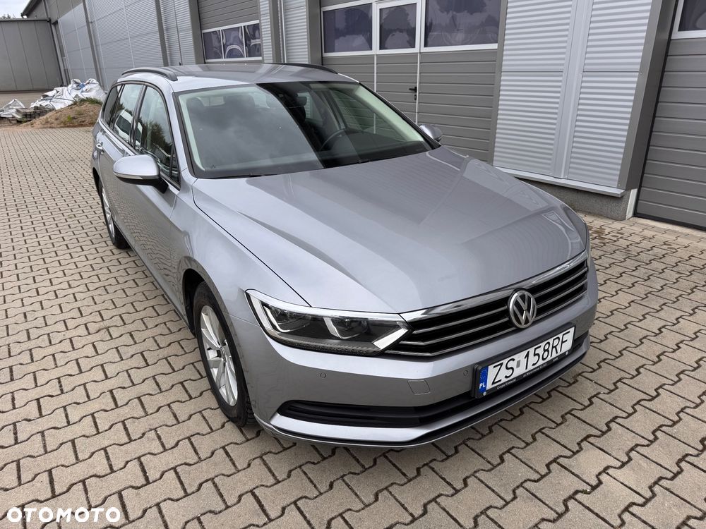 Volkswagen Passat 2.0 TDI SCR Trendline - 2
