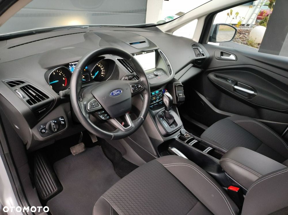 Ford Grand C-MAX - 13
