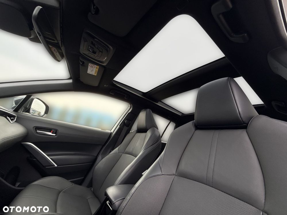 Toyota Corolla Cross 2.0 Hybrid Executive AWD - 16