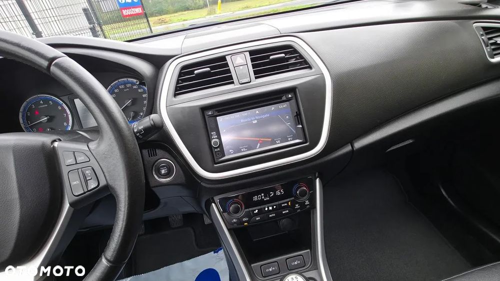 Suzuki SX4 S-Cross 1.6 Premium Plus - 32
