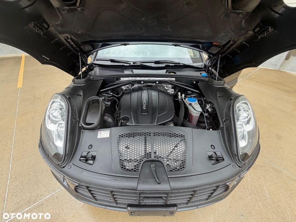 Porsche Macan Standard - 18