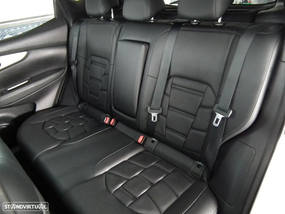 Nissan Qashqai 1.6 dCi Tekna Premium +Xtronic - 14