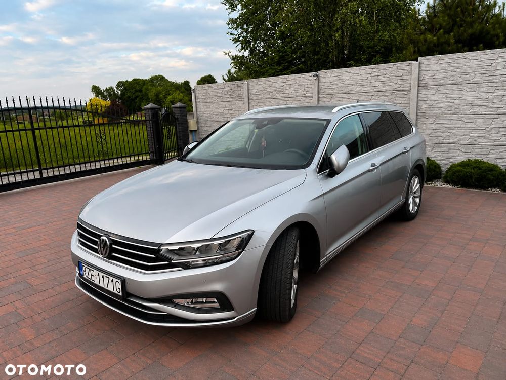 Volkswagen Passat 2.0 TDI SCR DSG Elegance - 13