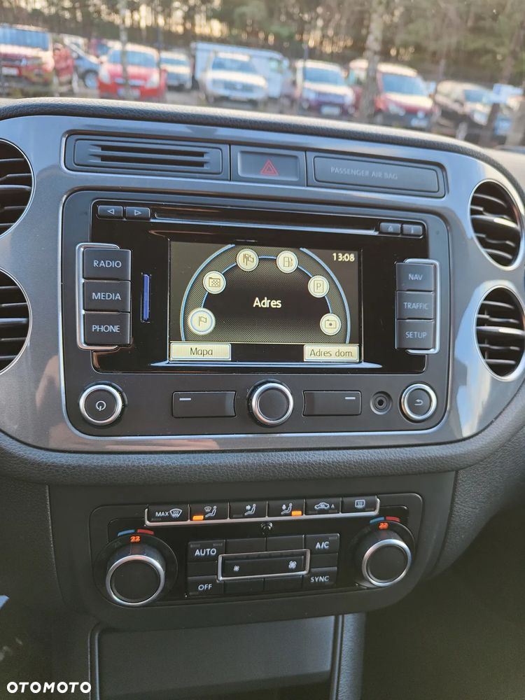 Volkswagen Tiguan 2.0 TDI DPF BlueMotion Technology Trend & Fun - 20