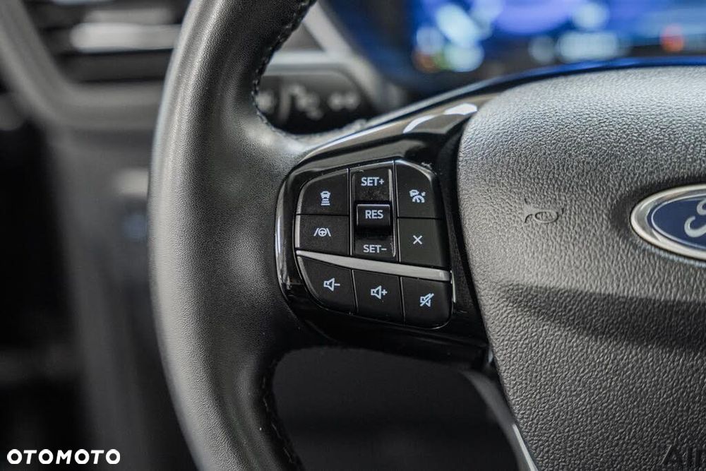 Ford Escape 2.0 EcoBoost AWD Titanium - 25