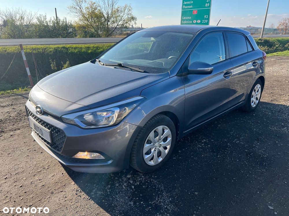 Hyundai i20 1.1 CRDi BlueDrive Elegant - 3