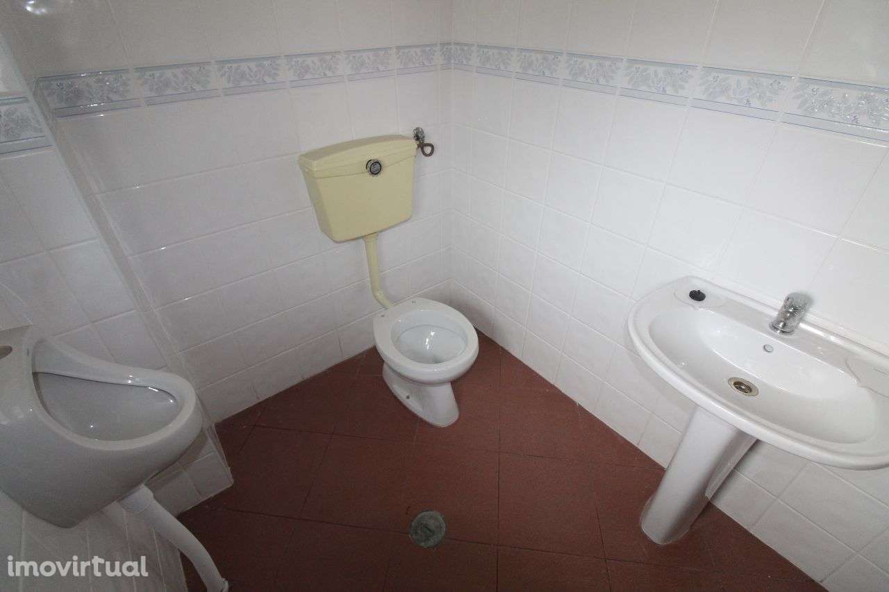 Loja Junto ao Centro – Boa Localização - Grande imagem: 5/8