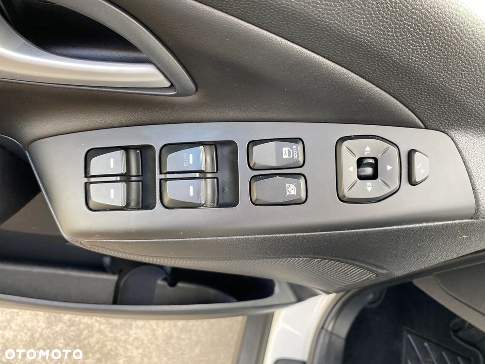 Hyundai ix35 2.0 CRDi Premium 4WD - 15