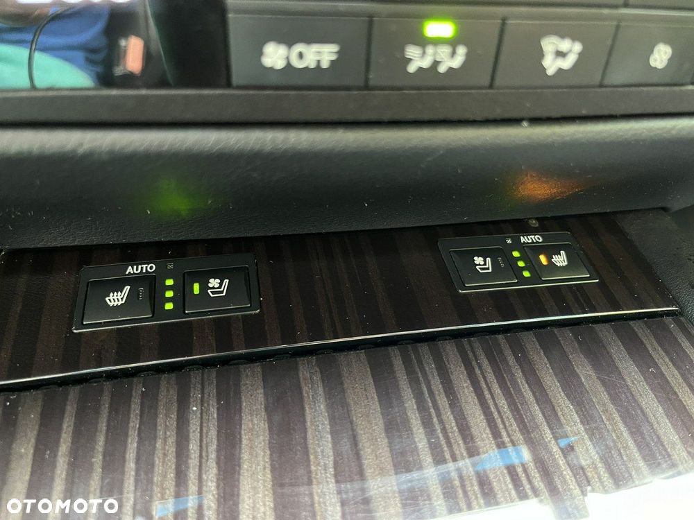 Lexus GS 200t / 300 Elegance - 20