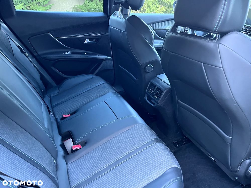 Peugeot 3008 225 e-EAT8 Allure - 13