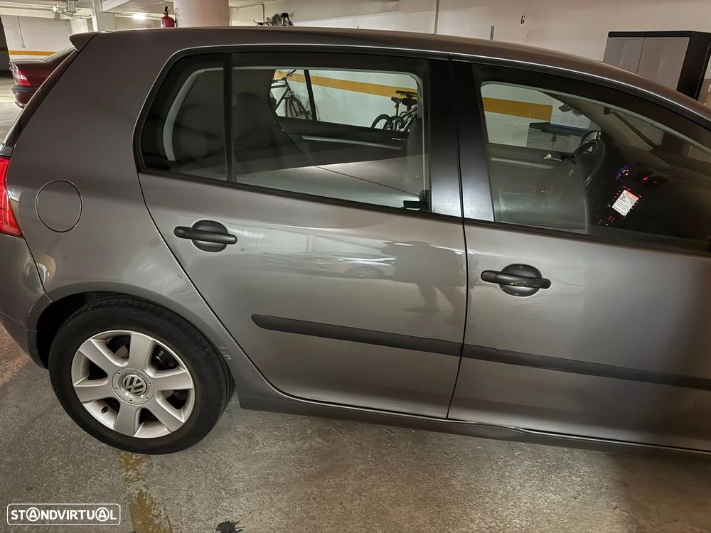 VW Golf Plus 1.4 FSi Confortline - 15