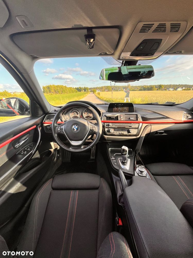BMW Seria 3 318d Sport Line - 21