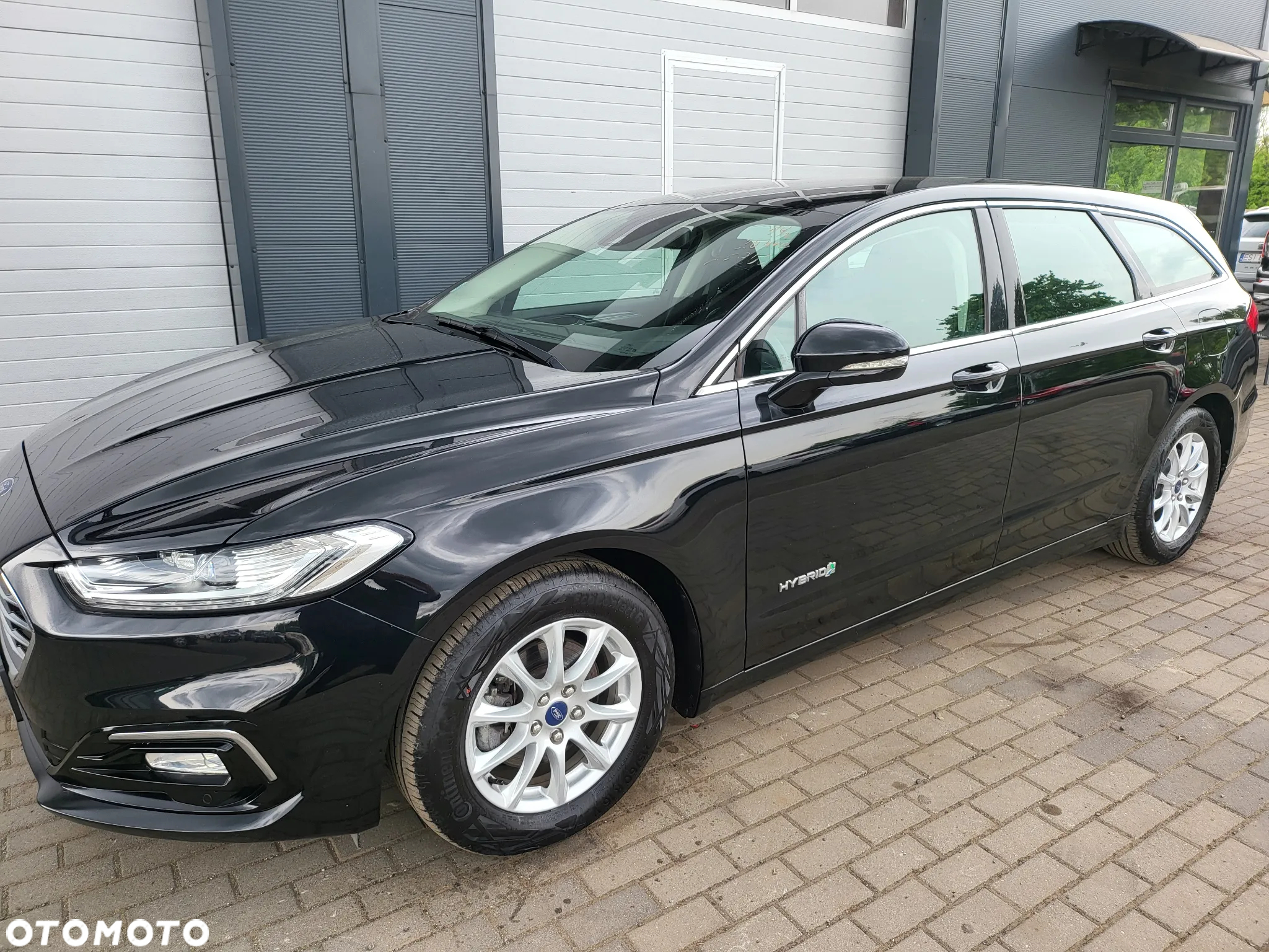 Ford Mondeo 2.0 Hybrid Titanium - 36