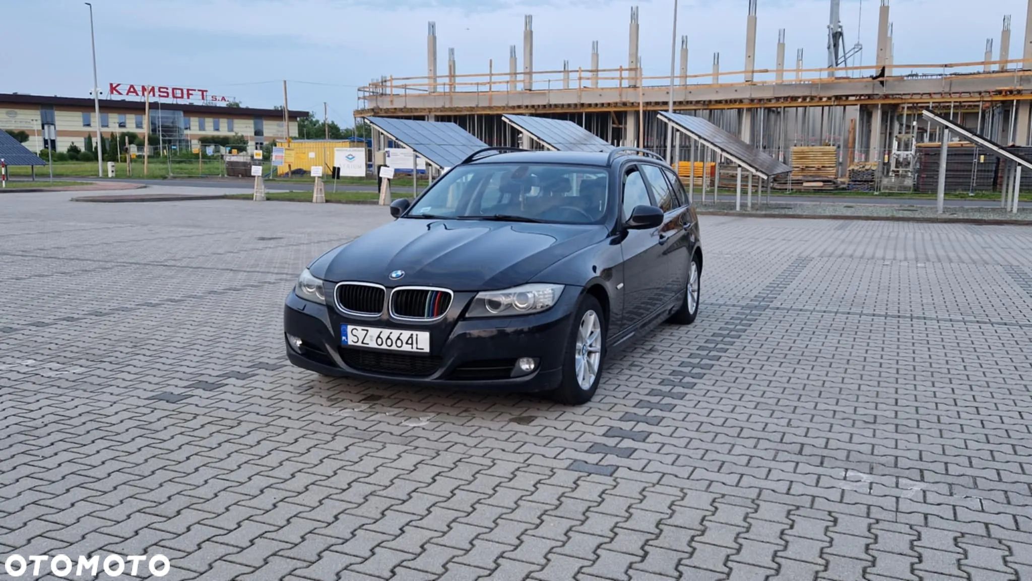 BMW Seria 3 318d Touring - 1