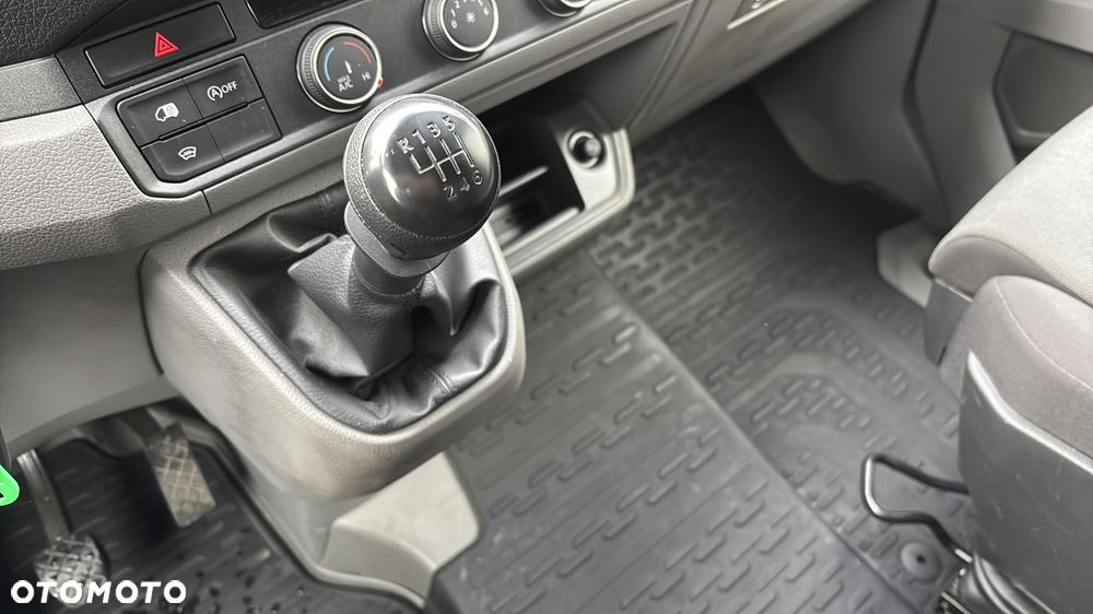 Volkswagen Crafter - 15