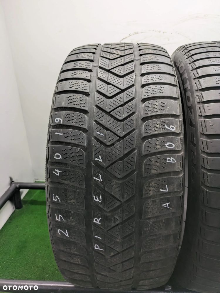 Opony zimowe 255/40/19 Pirelli Winter SottoZero 3 - 3
