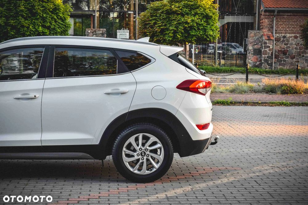 Hyundai Tucson 1.6 GDi 2WD Select - 12