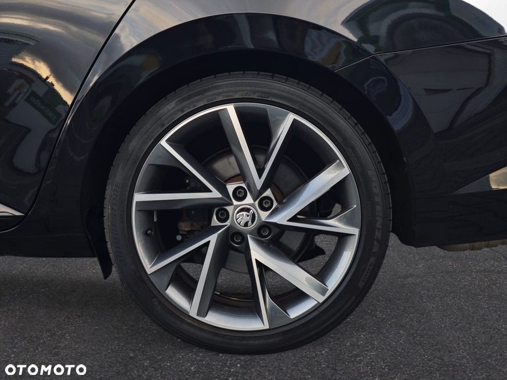 Skoda Superb 2.0 TDI SCR Sportline DSG - 13