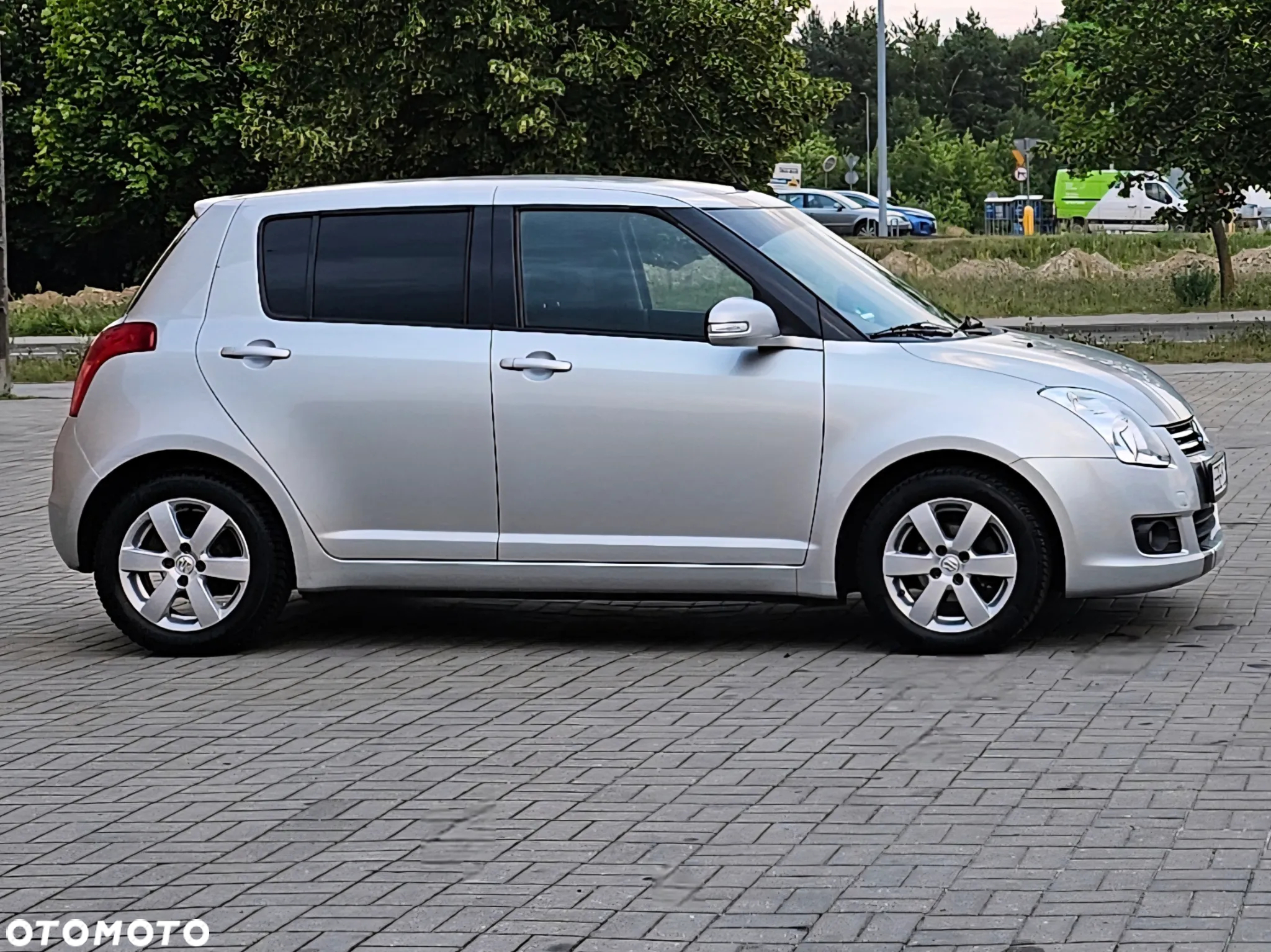 Suzuki Swift 1.3 GLX / Comfort - 2