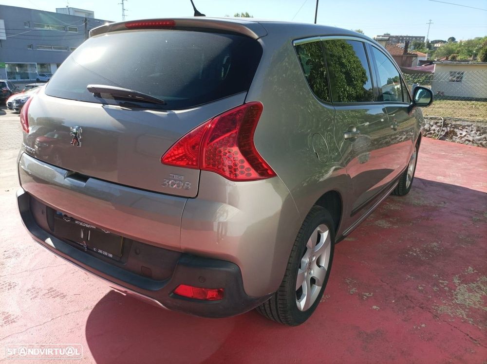 Peugeot 3008 1.6 e-HDi Active 2-Tronic - 6