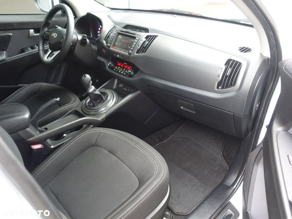 Kia Sportage 1.7 CRDI Business Line L 2WD - 14