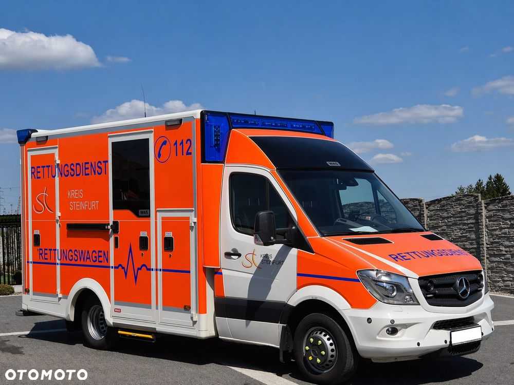 Mercedes-Benz Sprinter Karetka Ambulans - 2