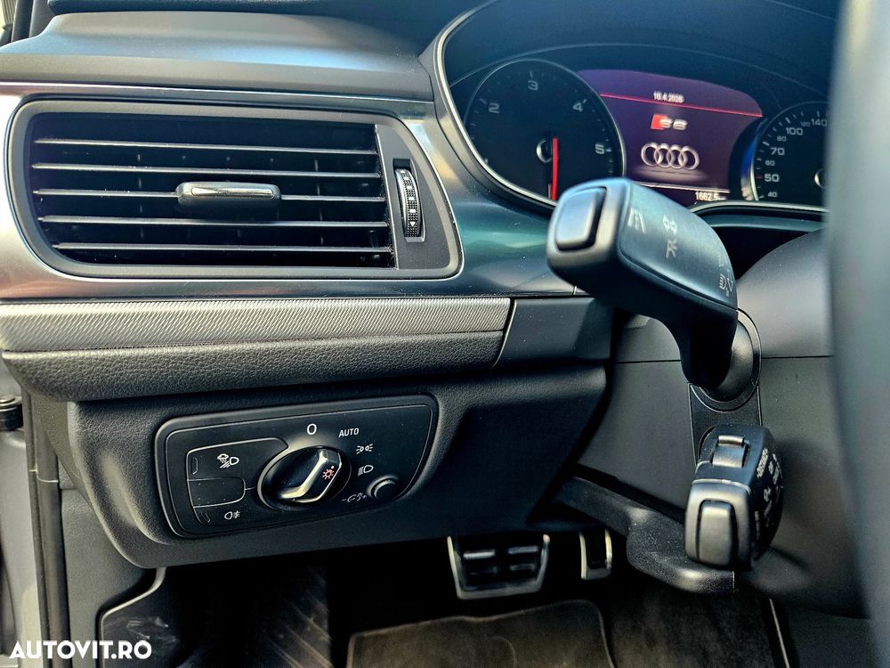 Audi A6 2.0 TDI Ultra DPF S tronic - 12