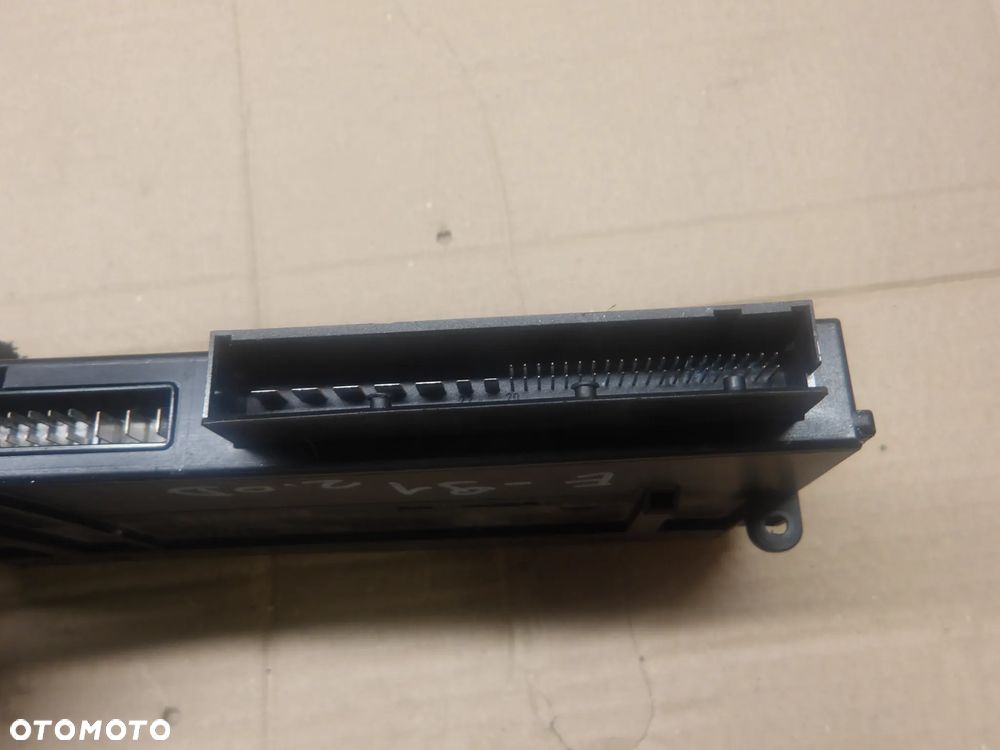 BMW E91 KOMBI 2.0D MODUŁ KOMFORTU BCM 9134485 - 7